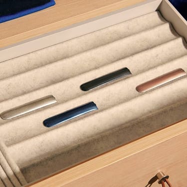 Ploom AURA priekšējie vāciņi Jet Black ar rakstu un citās krāsās